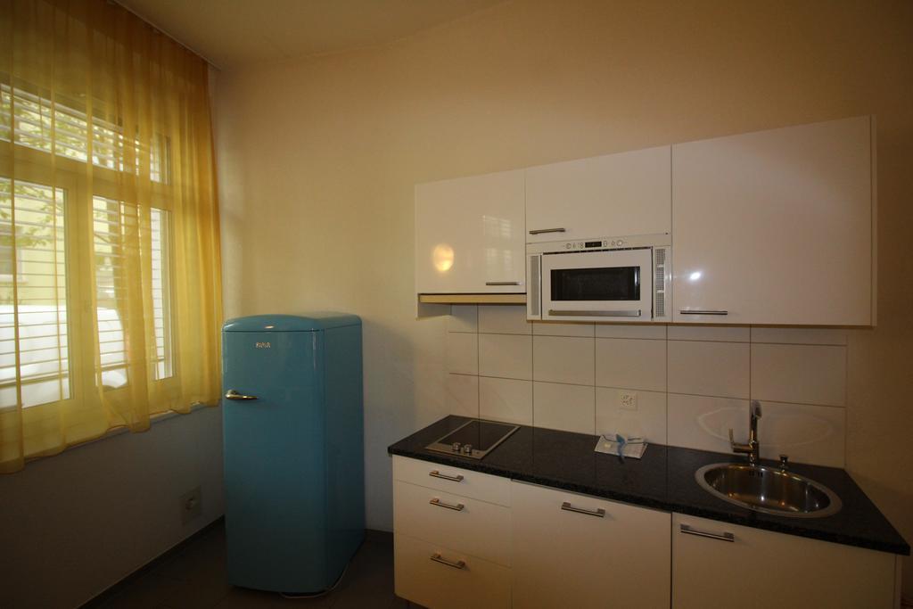 Swiss Star Oerlikon Inn Zürich Buitenkant foto